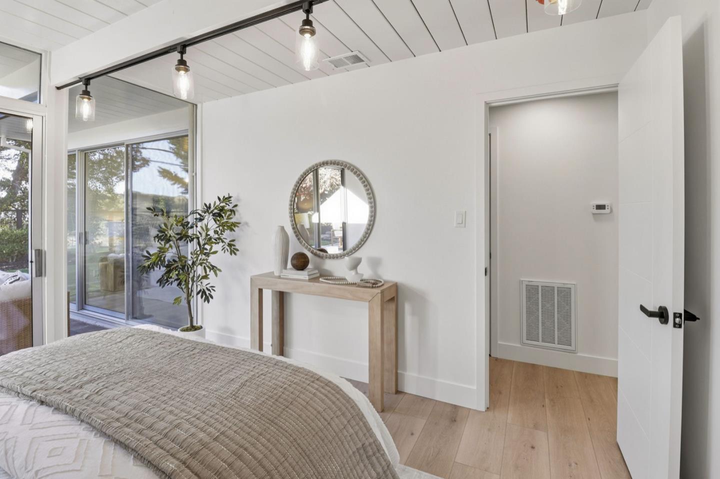 Detail Gallery Image 28 of 45 For 2275 Allegheny Way, San Mateo,  CA 94402 - 4 Beds | 2 Baths