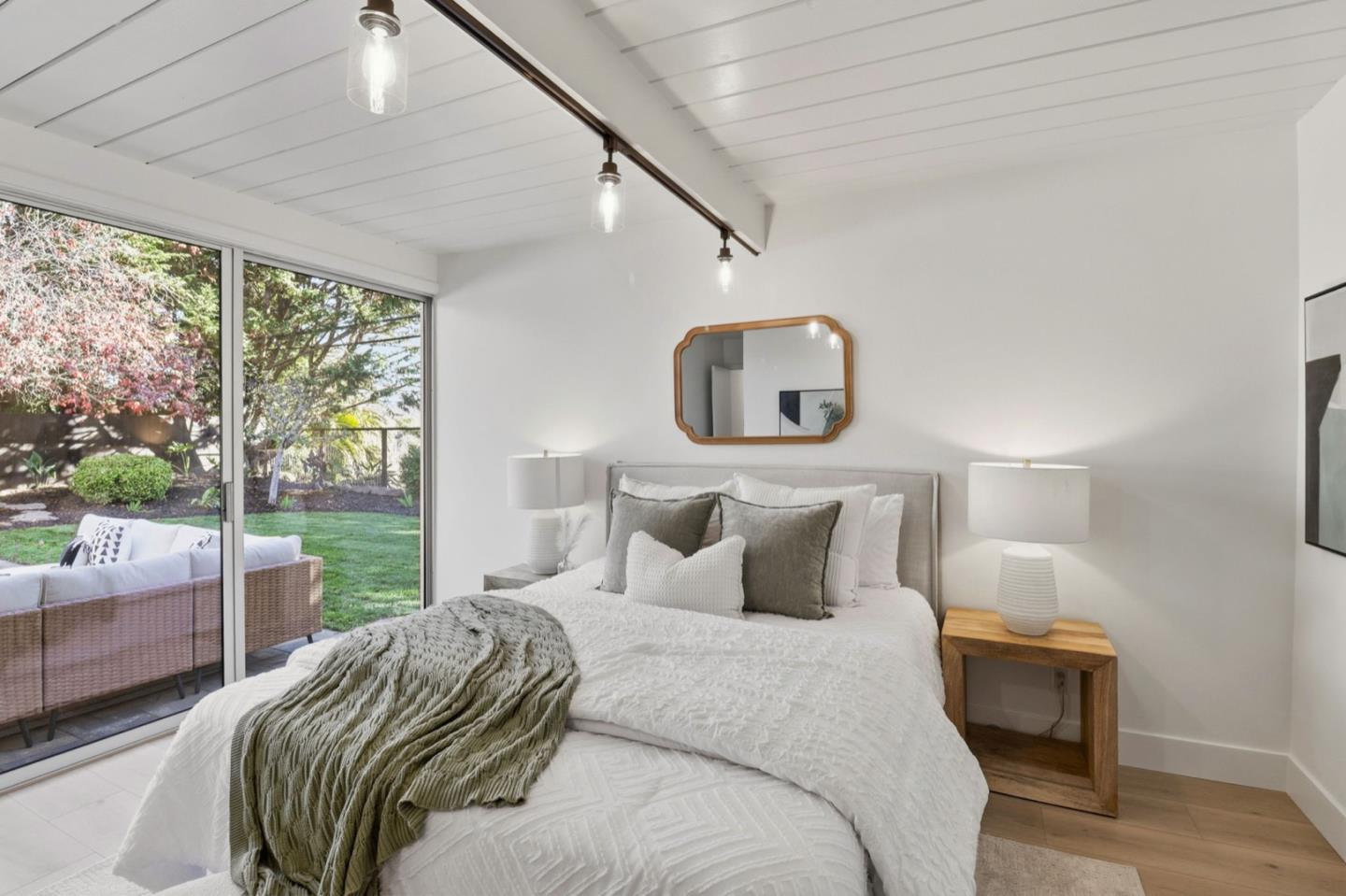 Detail Gallery Image 30 of 45 For 2275 Allegheny Way, San Mateo,  CA 94402 - 4 Beds | 2 Baths