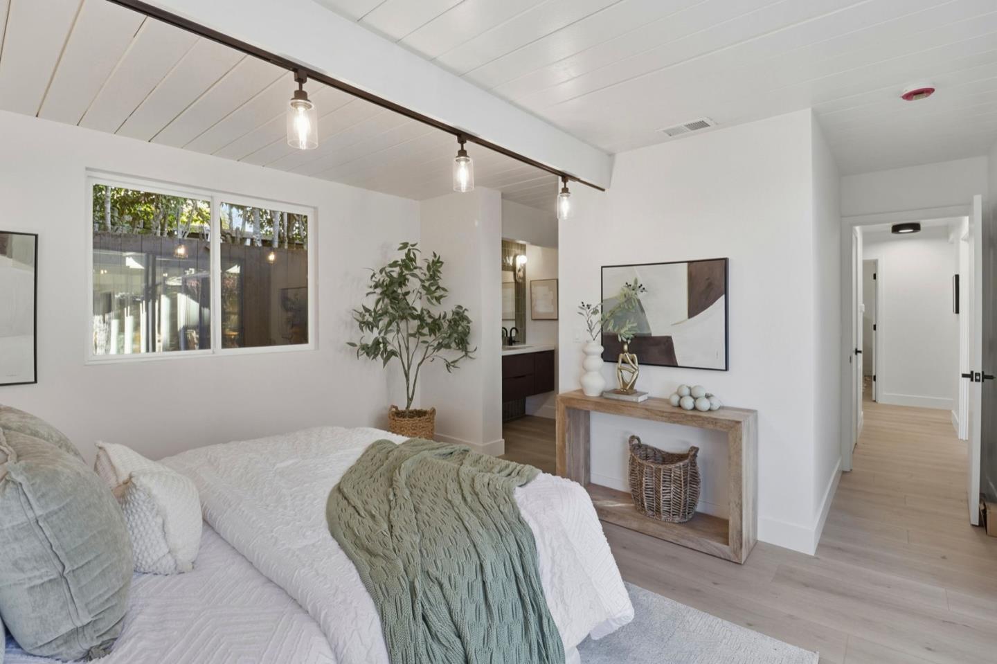 Detail Gallery Image 31 of 45 For 2275 Allegheny Way, San Mateo,  CA 94402 - 4 Beds | 2 Baths