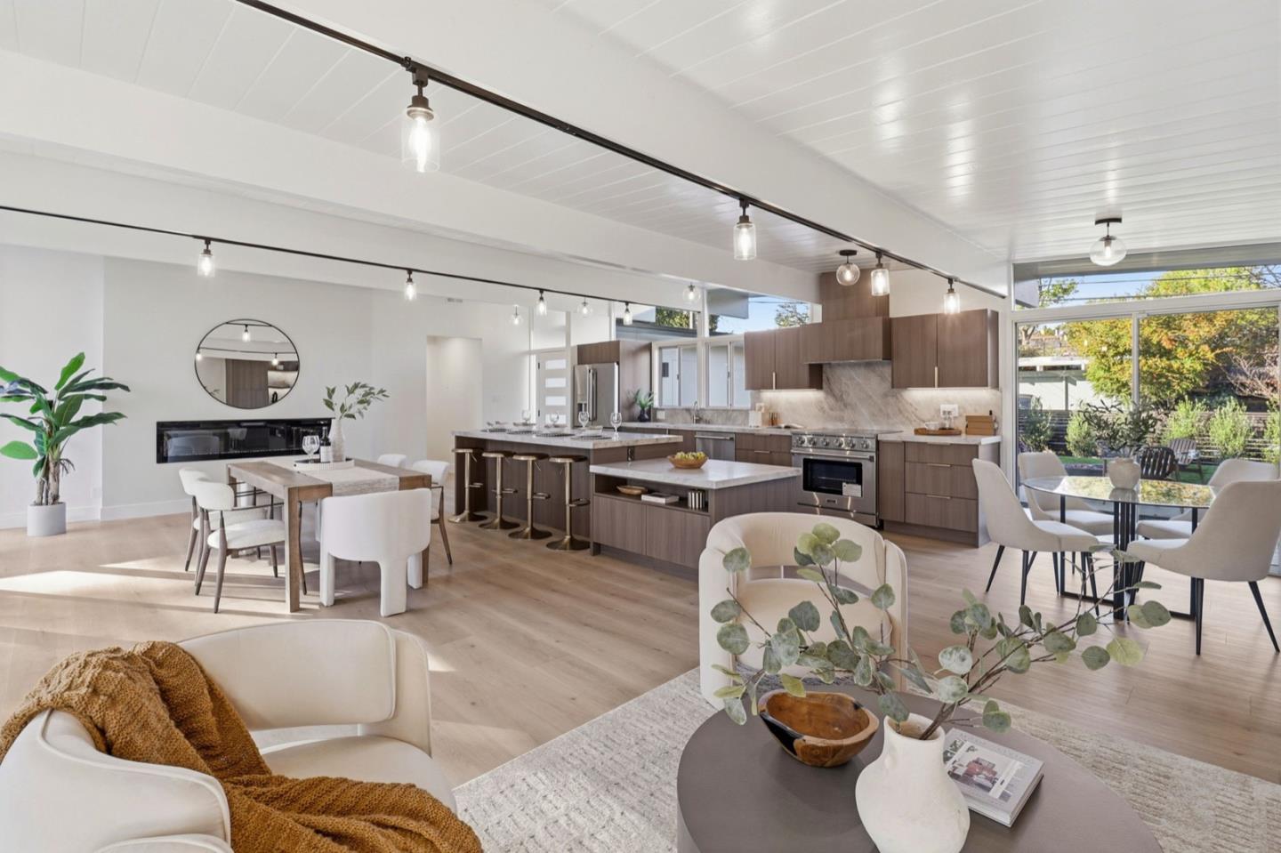 Detail Gallery Image 6 of 45 For 2275 Allegheny Way, San Mateo,  CA 94402 - 4 Beds | 2 Baths