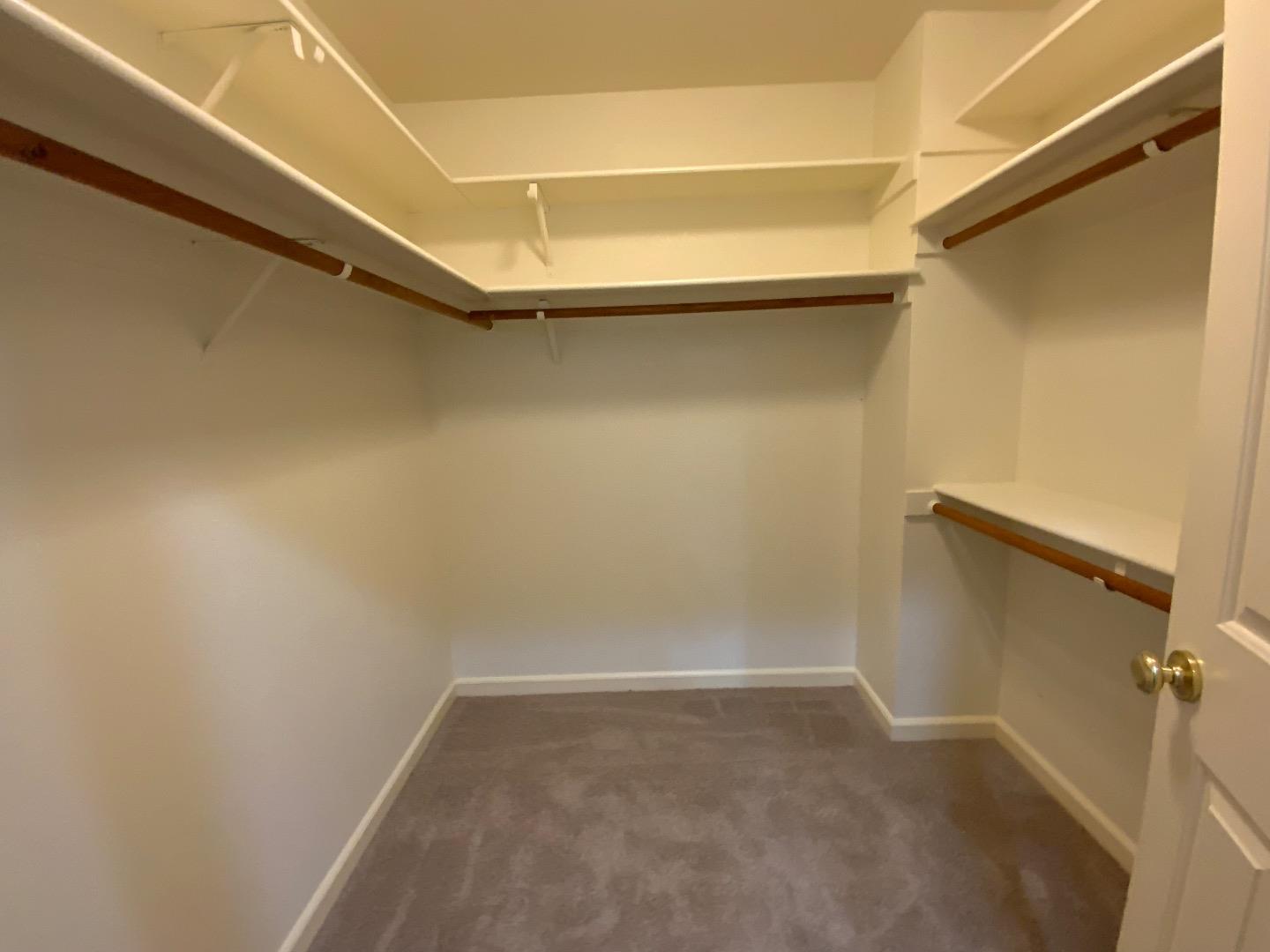 Detail Gallery Image 24 of 37 For 61 Orchard Ave, Redwood City,  CA 94061 - 4 Beds | 3/1 Baths