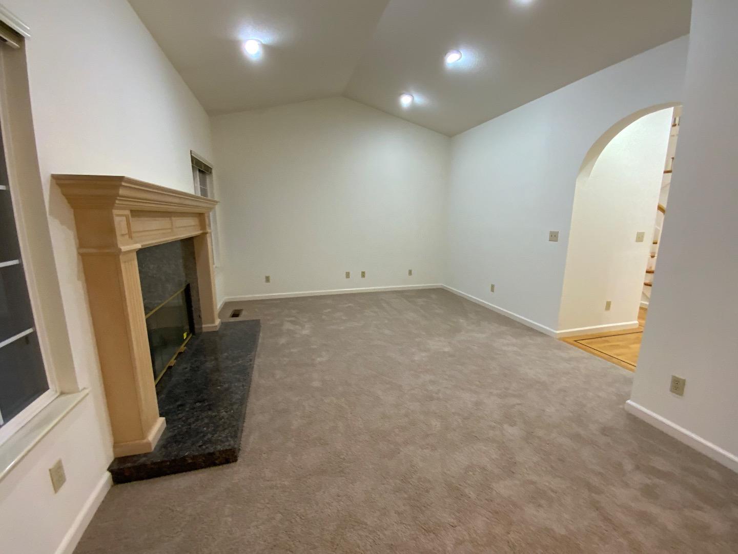 Detail Gallery Image 31 of 37 For 61 Orchard Ave, Redwood City,  CA 94061 - 4 Beds | 3/1 Baths