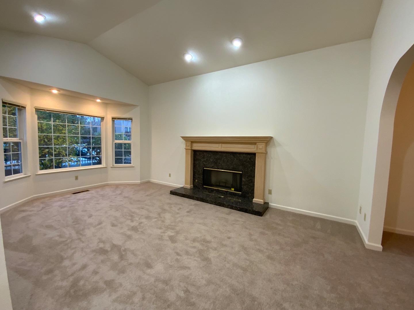 Detail Gallery Image 35 of 37 For 61 Orchard Ave, Redwood City,  CA 94061 - 4 Beds | 3/1 Baths