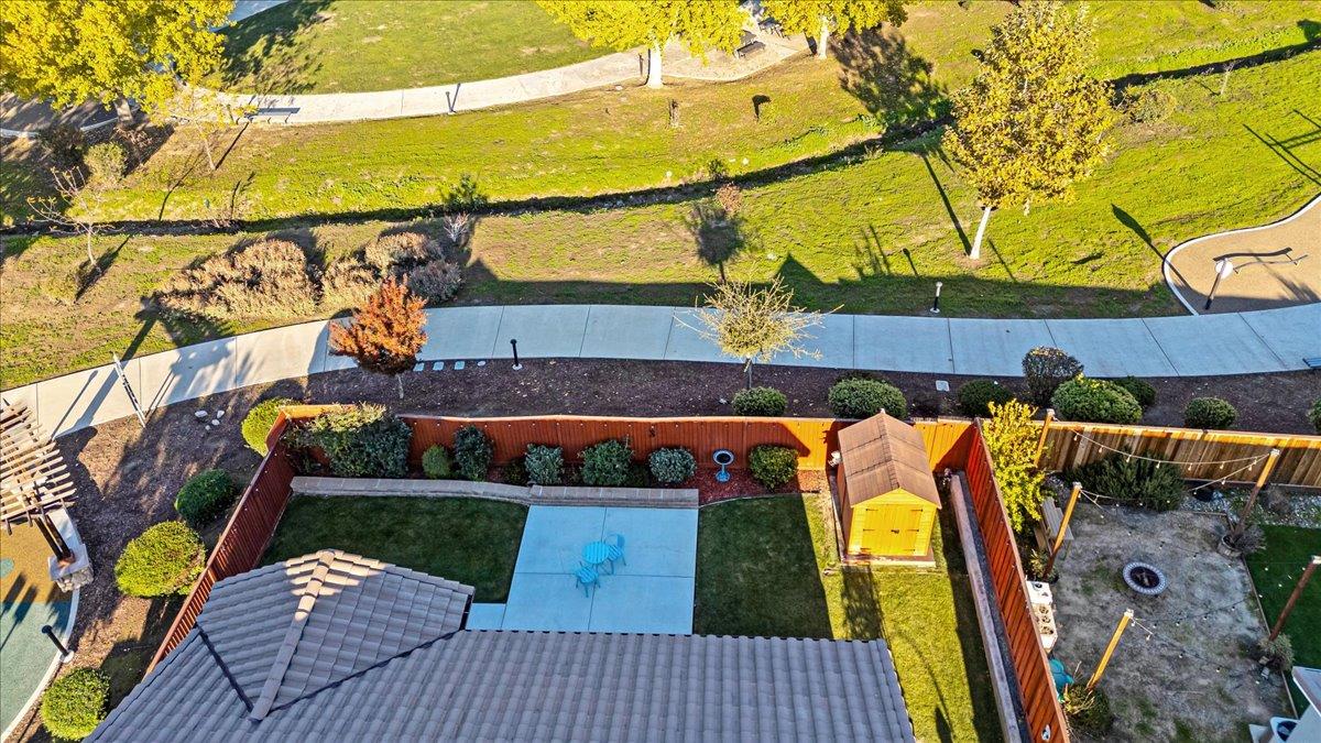 Detail Gallery Image 43 of 59 For 215 Lucero Dr, Hollister,  CA 95023 - 3 Beds | 2 Baths