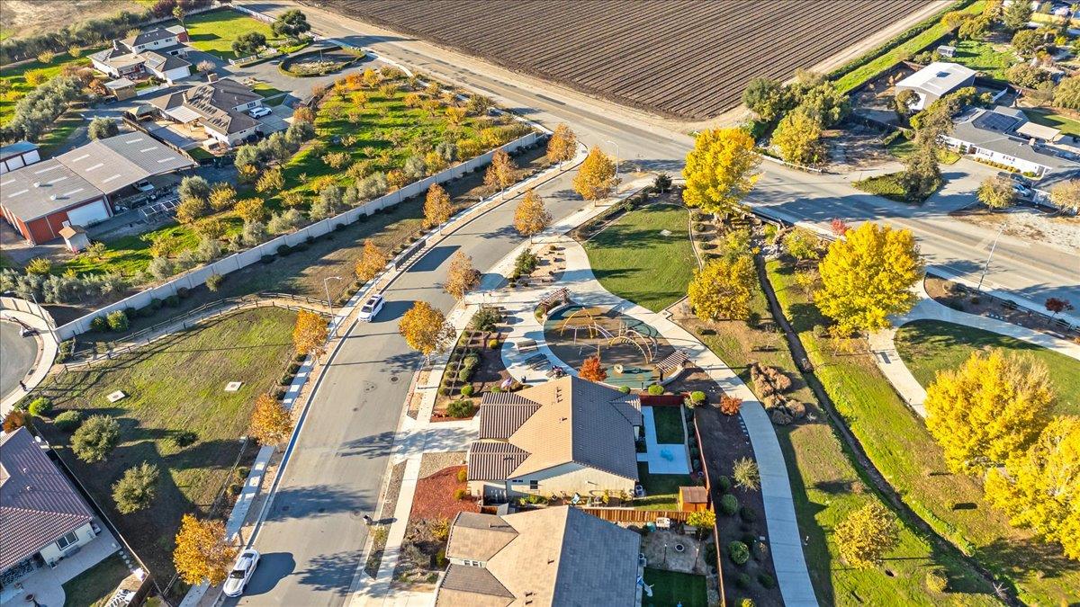 Detail Gallery Image 57 of 59 For 215 Lucero Dr, Hollister,  CA 95023 - 3 Beds | 2 Baths