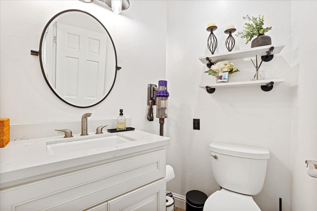 Detail Gallery Image 11 of 29 For 1323 Fruitdale Ave, San Jose,  CA 95126 - 2 Beds | 2/1 Baths