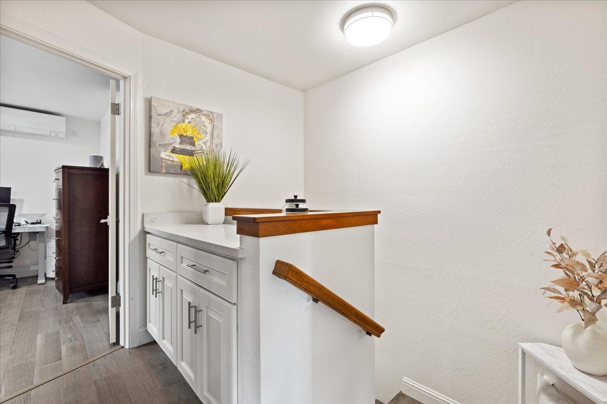 Detail Gallery Image 13 of 29 For 1323 Fruitdale Ave, San Jose,  CA 95126 - 2 Beds | 2/1 Baths
