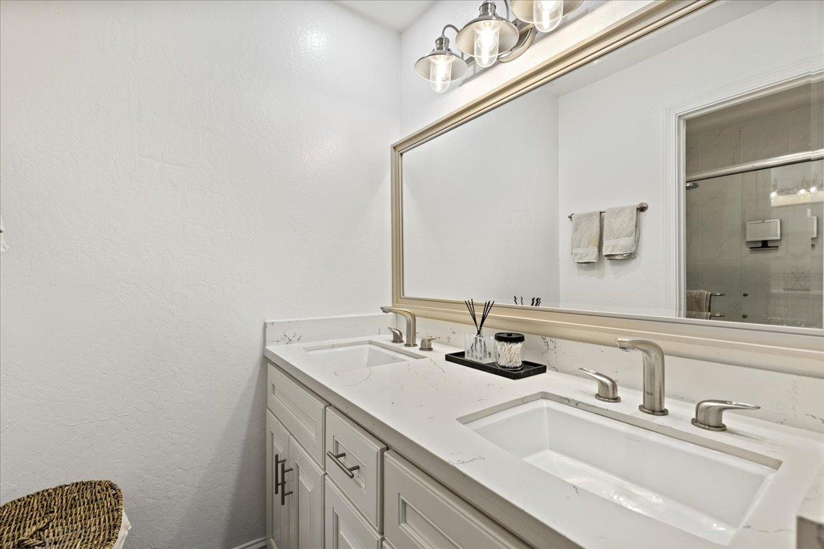 Detail Gallery Image 17 of 29 For 1323 Fruitdale Ave, San Jose,  CA 95126 - 2 Beds | 2/1 Baths