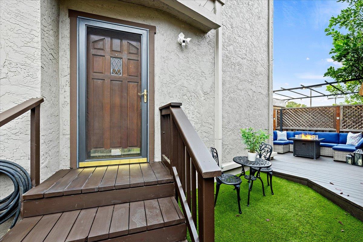 Detail Gallery Image 25 of 29 For 1323 Fruitdale Ave, San Jose,  CA 95126 - 2 Beds | 2/1 Baths
