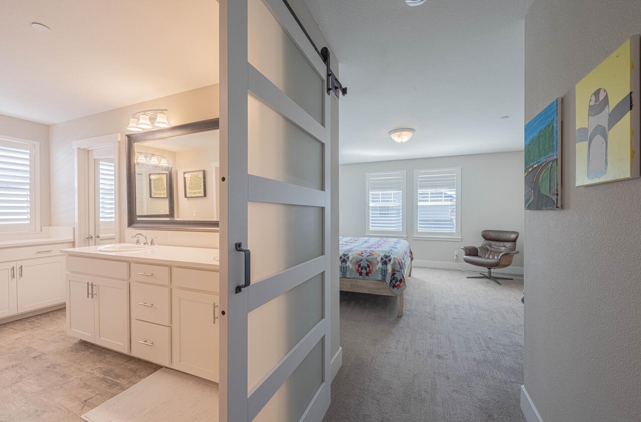 Detail Gallery Image 18 of 43 For 19130 Fallingwater Ln, Marina,  CA 93933 - 3 Beds | 2/1 Baths