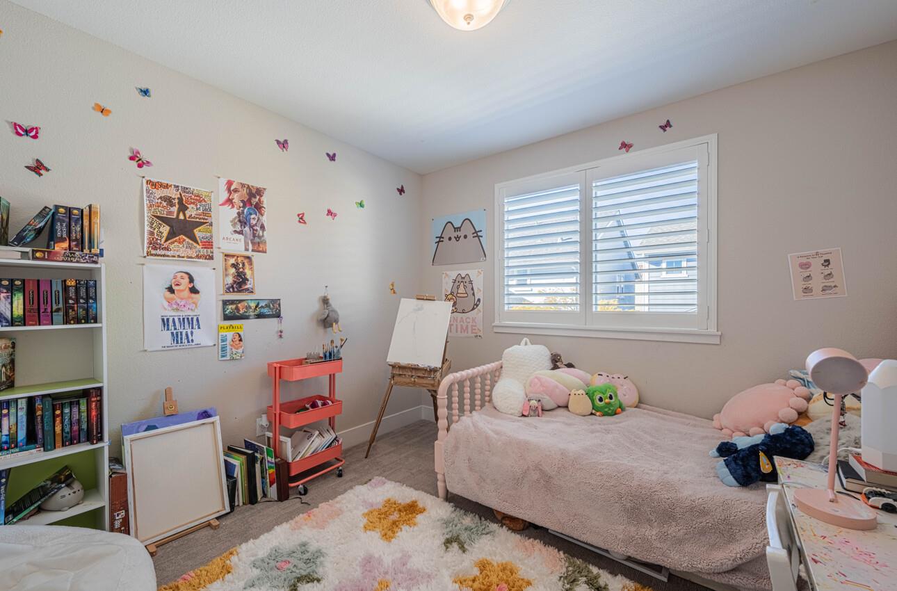 Detail Gallery Image 28 of 43 For 19130 Fallingwater Ln, Marina,  CA 93933 - 3 Beds | 2/1 Baths