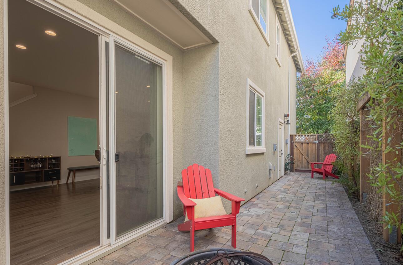 Detail Gallery Image 8 of 43 For 19130 Fallingwater Ln, Marina,  CA 93933 - 3 Beds | 2/1 Baths