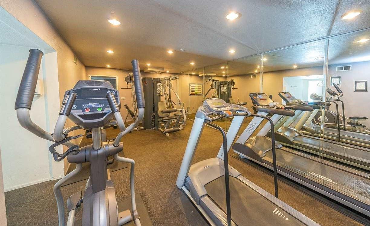 Detail Gallery Image 5 of 25 For 680 Dartmore Ln #259,  Hayward,  CA 94544 - 2 Beds | 2 Baths