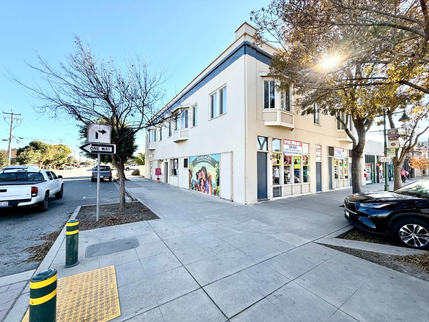 Detail Gallery Image 2 of 3 For 44 4th St, Gonzales,  CA 93926 - – Beds | – Baths