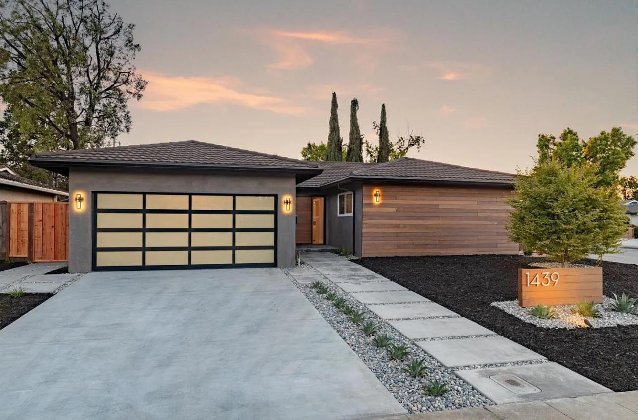 Detail Gallery Image 22 of 28 For 1439 Bittern Dr, Sunnyvale,  CA 94087 - 4 Beds | 2 Baths