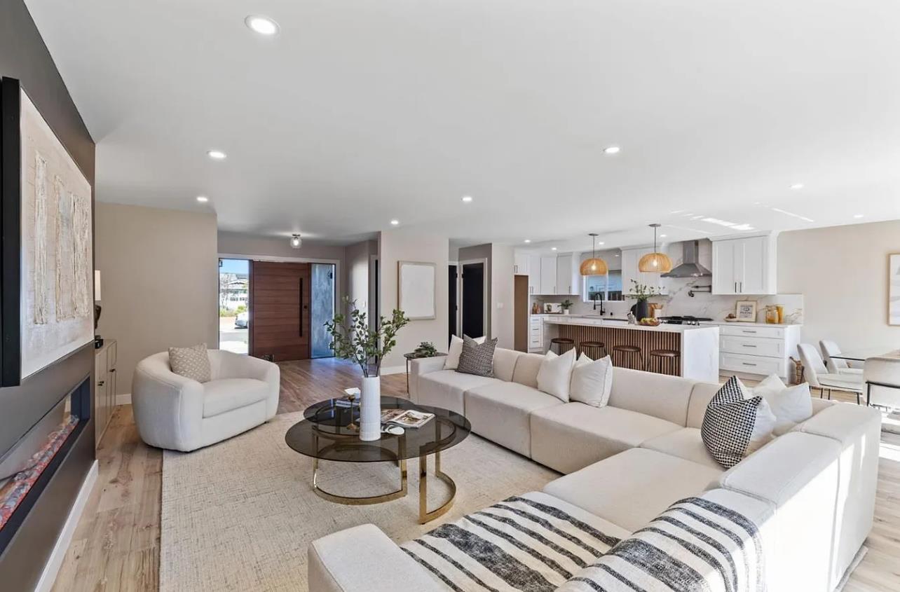 Detail Gallery Image 9 of 28 For 1439 Bittern Dr, Sunnyvale,  CA 94087 - 4 Beds | 2 Baths