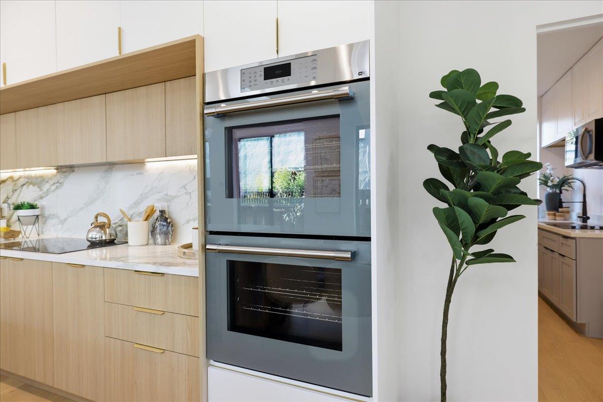 Detail Gallery Image 11 of 67 For 747 W Washington Ave, Sunnyvale,  CA 94086 - 4 Beds | 4/1 Baths