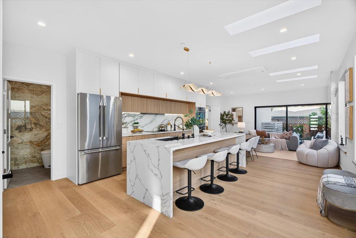 Detail Gallery Image 17 of 67 For 747 W Washington Ave, Sunnyvale,  CA 94086 - 4 Beds | 4/1 Baths