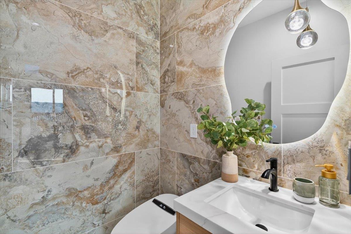 Detail Gallery Image 39 of 67 For 747 W Washington Ave, Sunnyvale,  CA 94086 - 4 Beds | 4/1 Baths