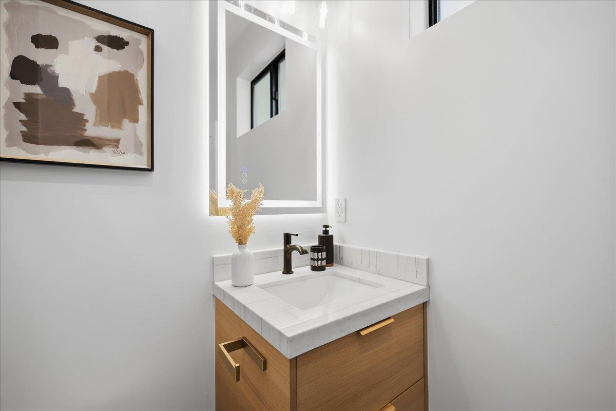 Detail Gallery Image 50 of 67 For 747 W Washington Ave, Sunnyvale,  CA 94086 - 4 Beds | 4/1 Baths