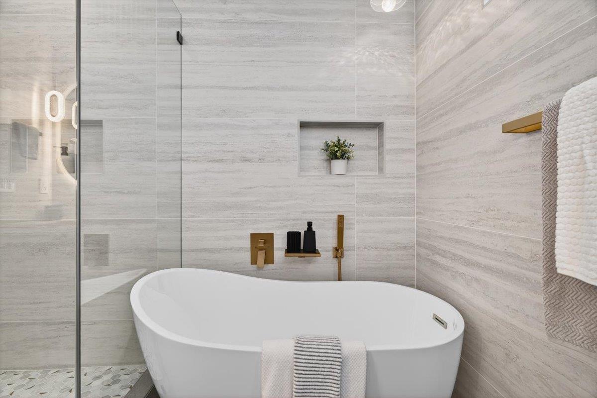 Detail Gallery Image 55 of 67 For 747 W Washington Ave, Sunnyvale,  CA 94086 - 4 Beds | 4/1 Baths