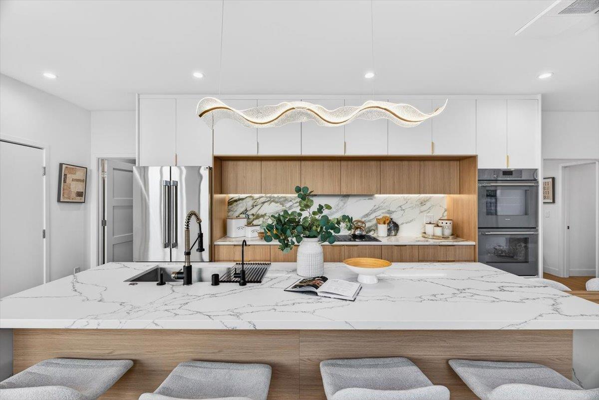 Detail Gallery Image 9 of 67 For 747 W Washington Ave, Sunnyvale,  CA 94086 - 4 Beds | 4/1 Baths