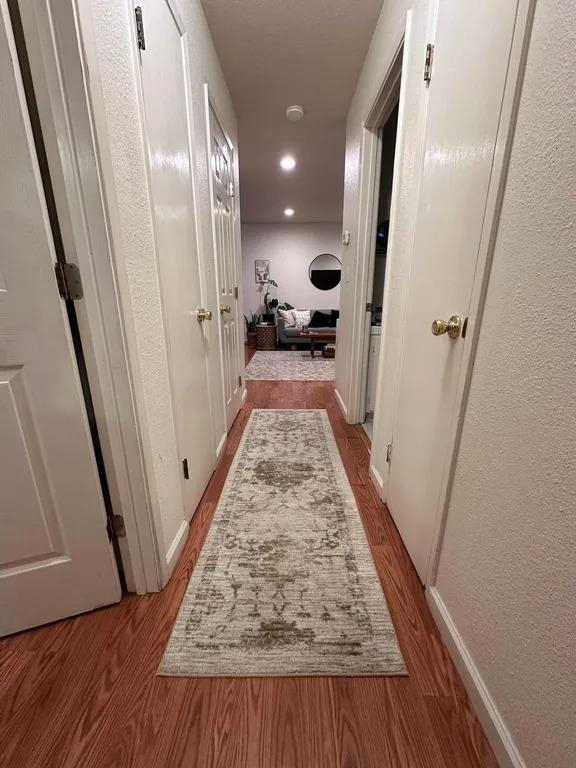 Detail Gallery Image 6 of 21 For 1564 Hollenbeck Ave #3,  Sunnyvale,  CA 94087 - 2 Beds | 1 Baths