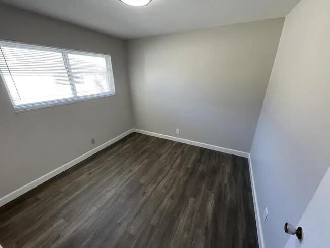 Detail Gallery Image 9 of 21 For 1564 Hollenbeck Ave #3,  Sunnyvale,  CA 94087 - 2 Beds | 1 Baths