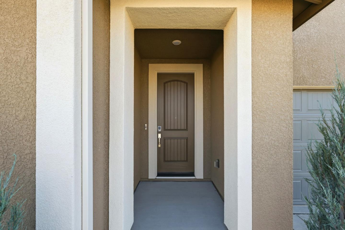 Detail Gallery Image 3 of 27 For 5728 Placer Dr, Tracy,  CA 95377 - 4 Beds | 3/1 Baths