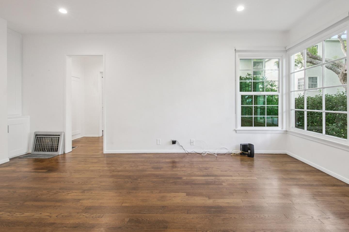 Detail Gallery Image 4 of 15 For 1032 19th St #2,  Santa Monica,  CA 90403 - 1 Beds | 1 Baths