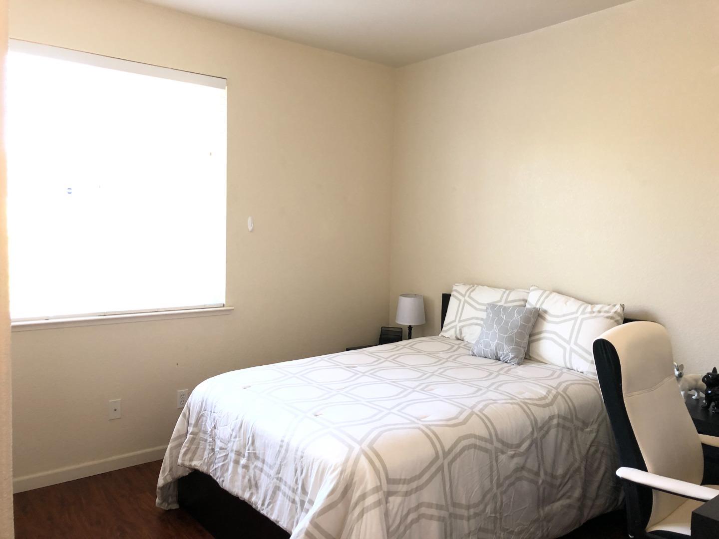 Detail Gallery Image 13 of 27 For 1868 White Sands St, Brentwood,  CA 94513 - 5 Beds | 3/1 Baths