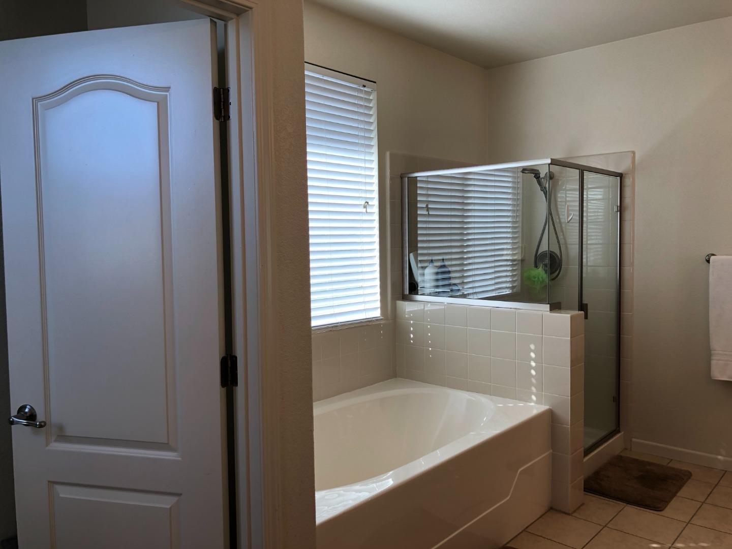 Detail Gallery Image 22 of 27 For 1868 White Sands St, Brentwood,  CA 94513 - 5 Beds | 3/1 Baths