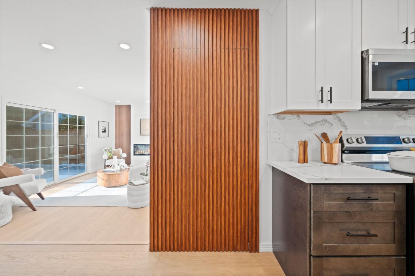 Detail Gallery Image 11 of 38 For 3735 Ruther Place Way, San Jose,  CA 95121 - 3 Beds | 2 Baths