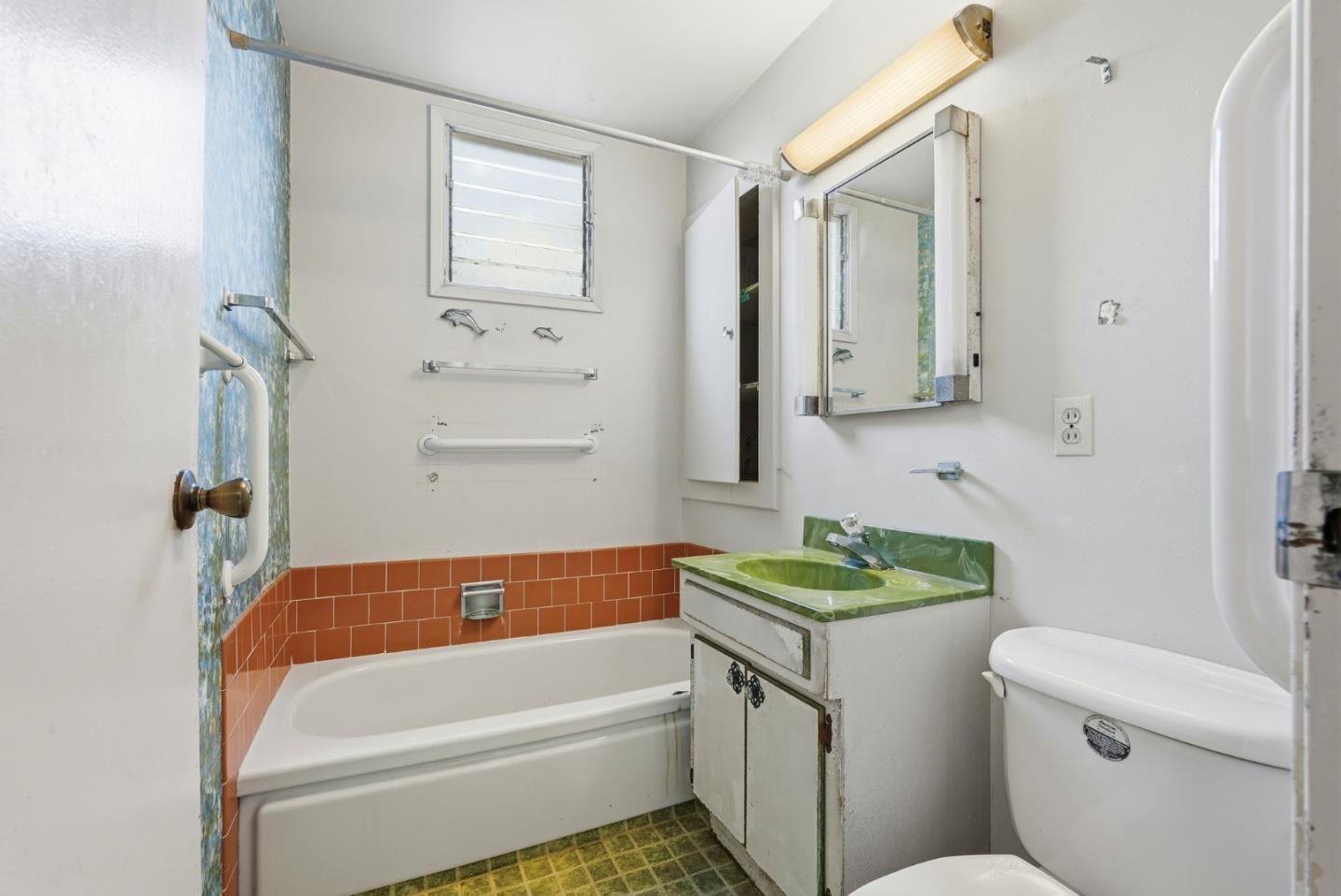 Detail Gallery Image 21 of 27 For 31047 Brae Burn Ave, Hayward,  CA 94544 - 3 Beds | 2 Baths