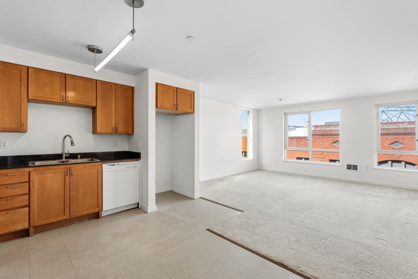 Detail Gallery Image 4 of 29 For 888 7th St #L20,  San Francisco,  CA 94107 - 2 Beds | 2 Baths