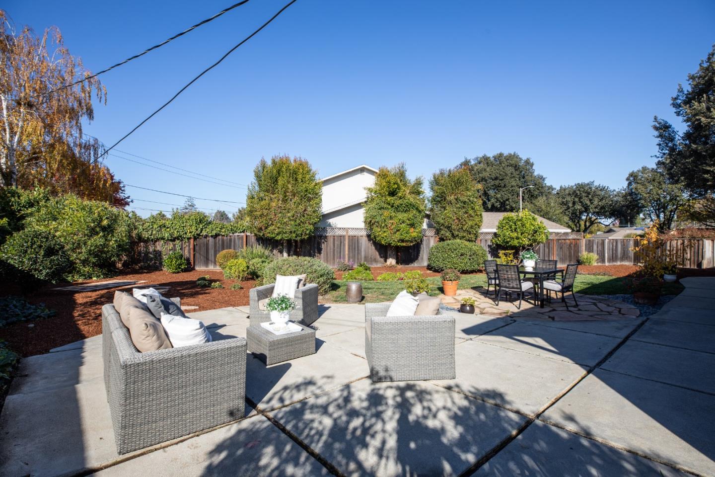 Detail Gallery Image 22 of 28 For 1423 Kyle Ct, Sunnyvale,  CA 94087 - 3 Beds | 2 Baths