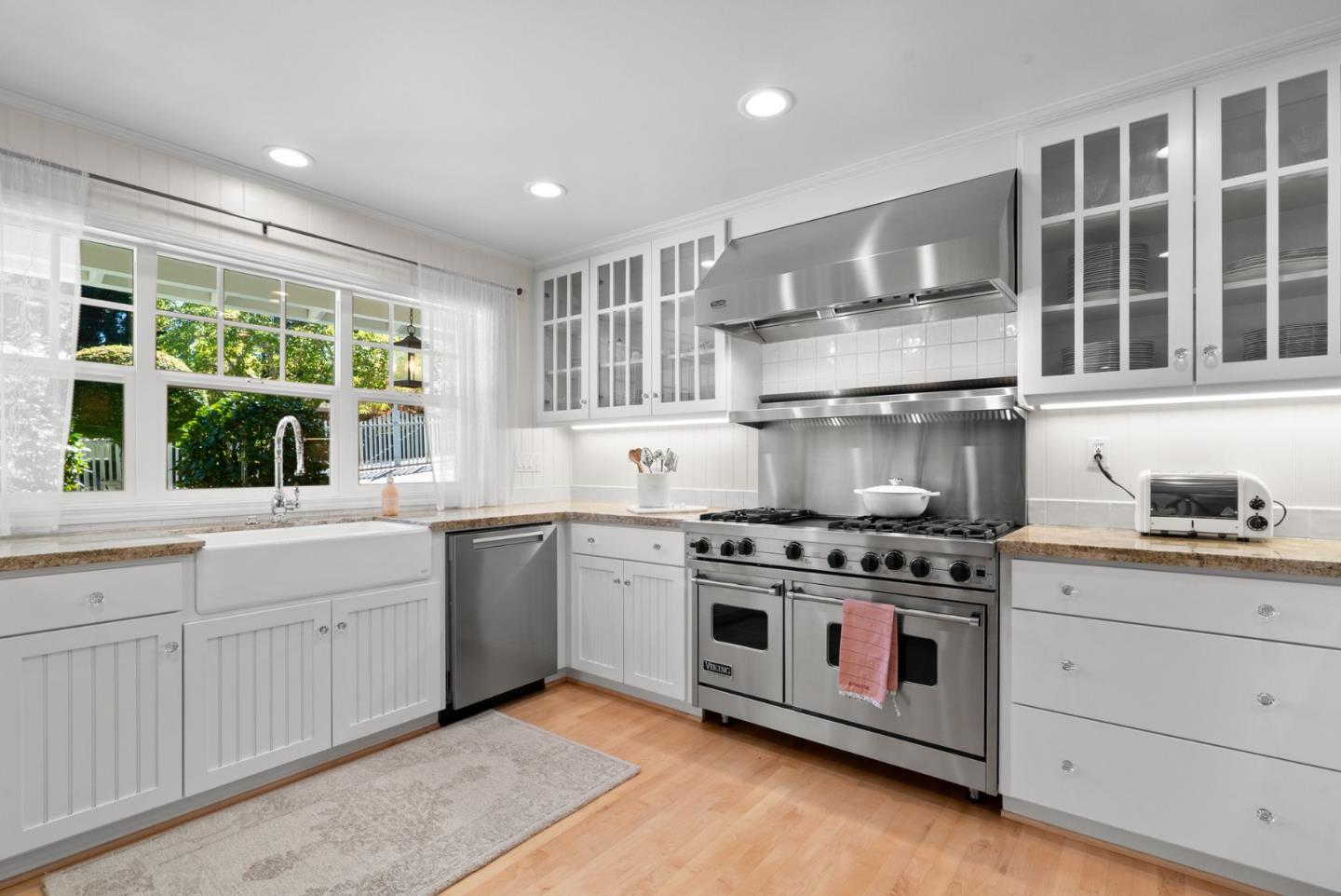 Detail Gallery Image 13 of 95 For 560 Hacienda Dr, Scotts Valley,  CA 95066 - 4 Beds | 3 Baths