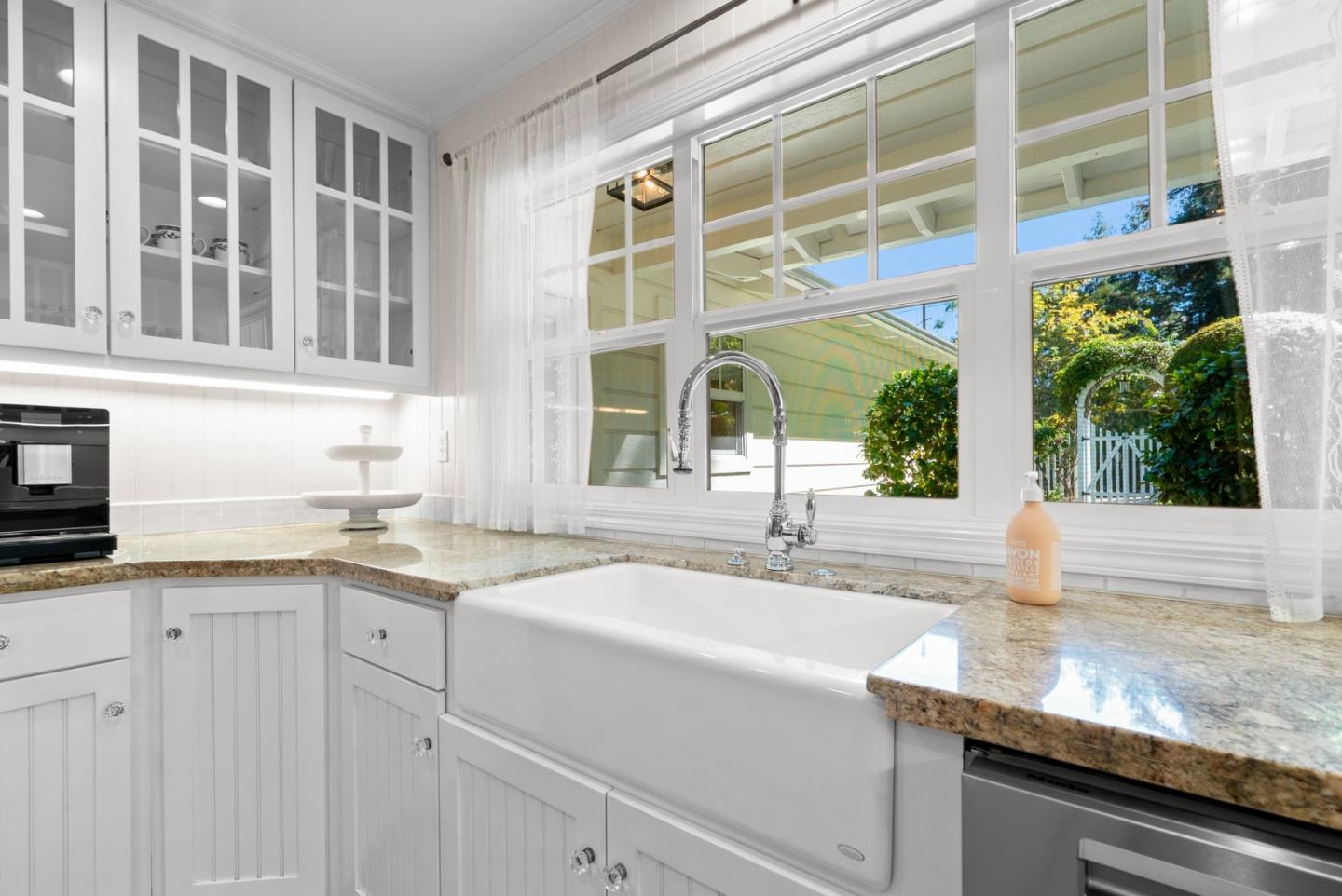 Detail Gallery Image 16 of 95 For 560 Hacienda Dr, Scotts Valley,  CA 95066 - 4 Beds | 3 Baths