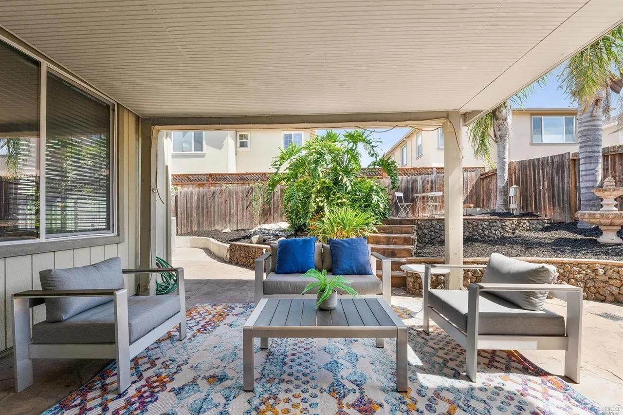 Detail Gallery Image 23 of 37 For 2521 Dakota Ave, Santa Rosa,  CA 95403 - 3 Beds | 2/1 Baths