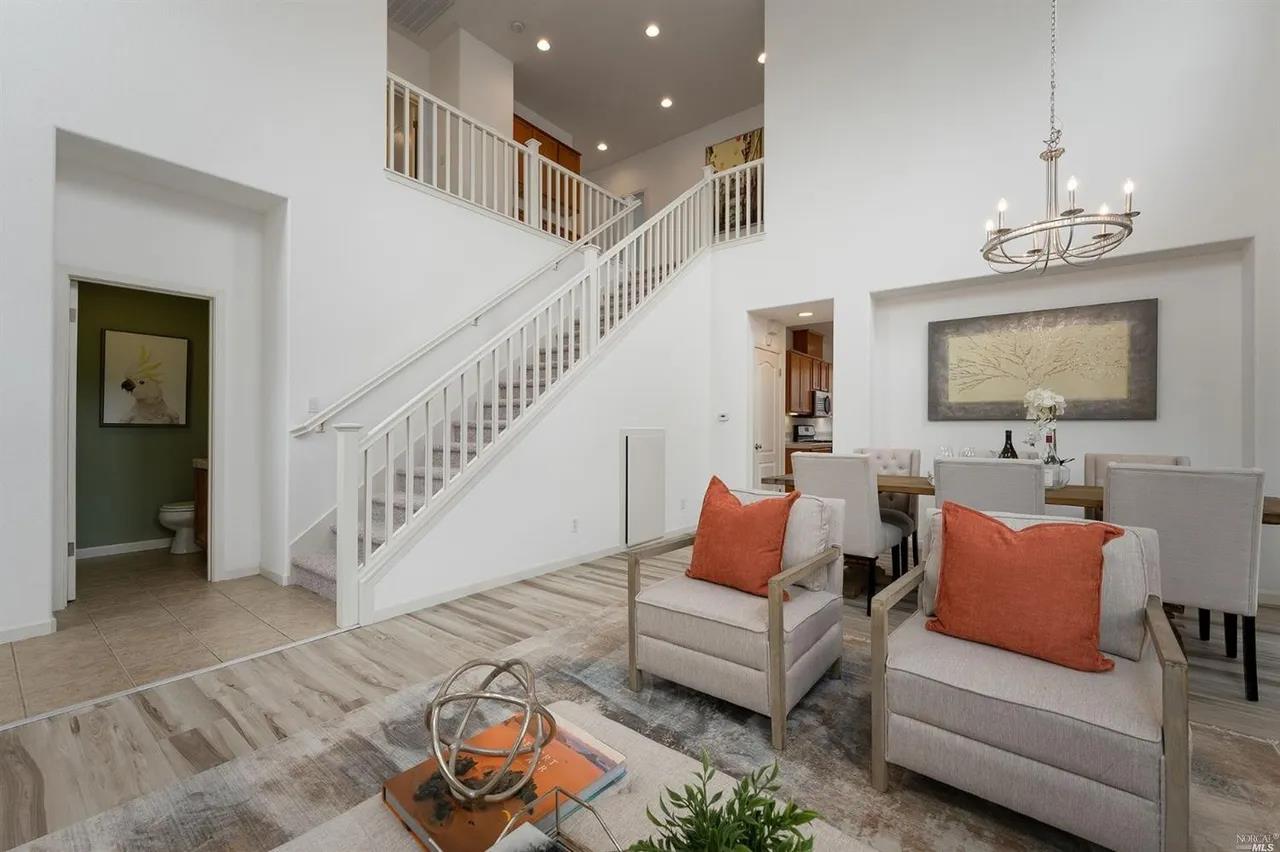 Detail Gallery Image 7 of 37 For 2521 Dakota Ave, Santa Rosa,  CA 95403 - 3 Beds | 2/1 Baths