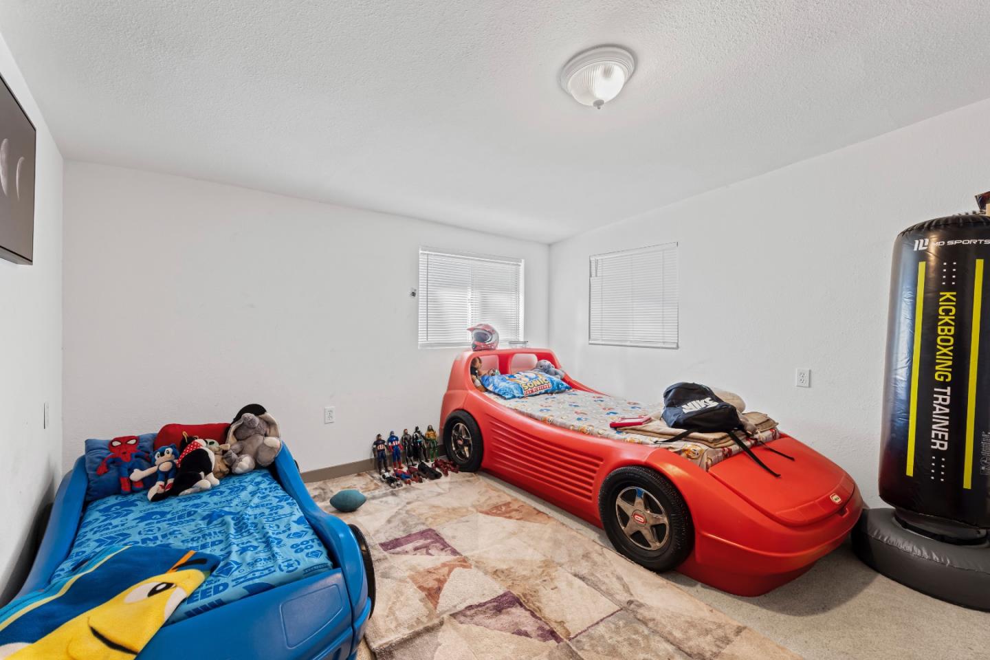 Detail Gallery Image 12 of 43 For 10395 Santa Teresa Blvd, Gilroy,  CA 95020 - 5 Beds | 2 Baths