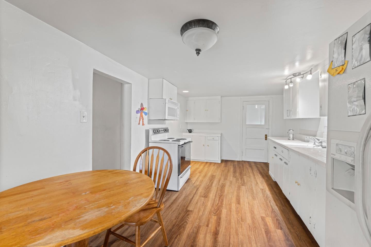 Detail Gallery Image 16 of 43 For 10395 Santa Teresa Blvd, Gilroy,  CA 95020 - 5 Beds | 2 Baths