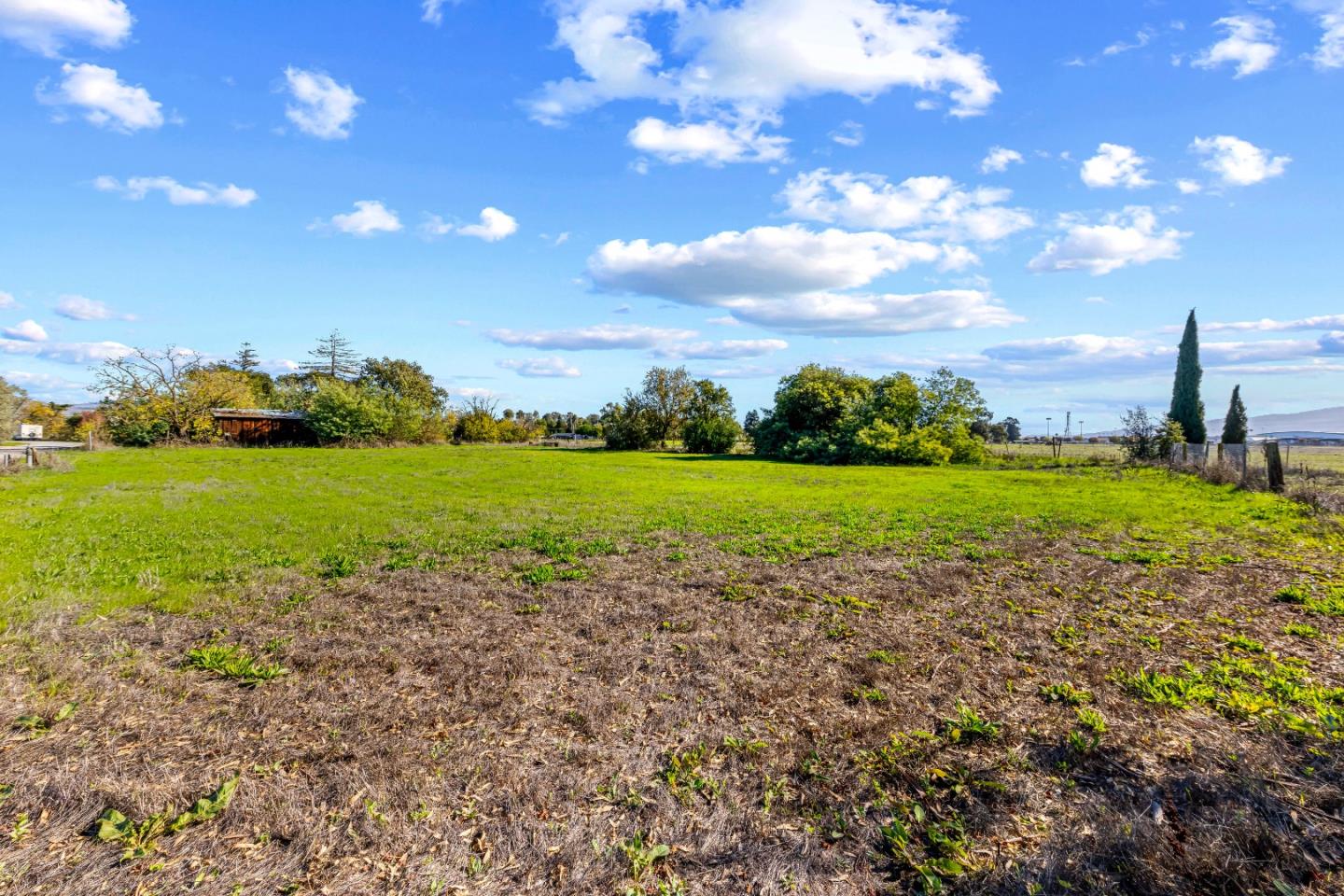 Detail Gallery Image 29 of 43 For 10395 Santa Teresa Blvd, Gilroy,  CA 95020 - 5 Beds | 2 Baths