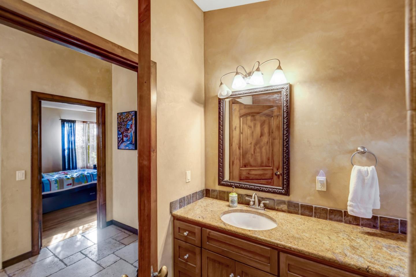 Detail Gallery Image 35 of 57 For 810 Altura Pl, Del Rey Oaks,  CA 93940 - 4 Beds | 2 Baths