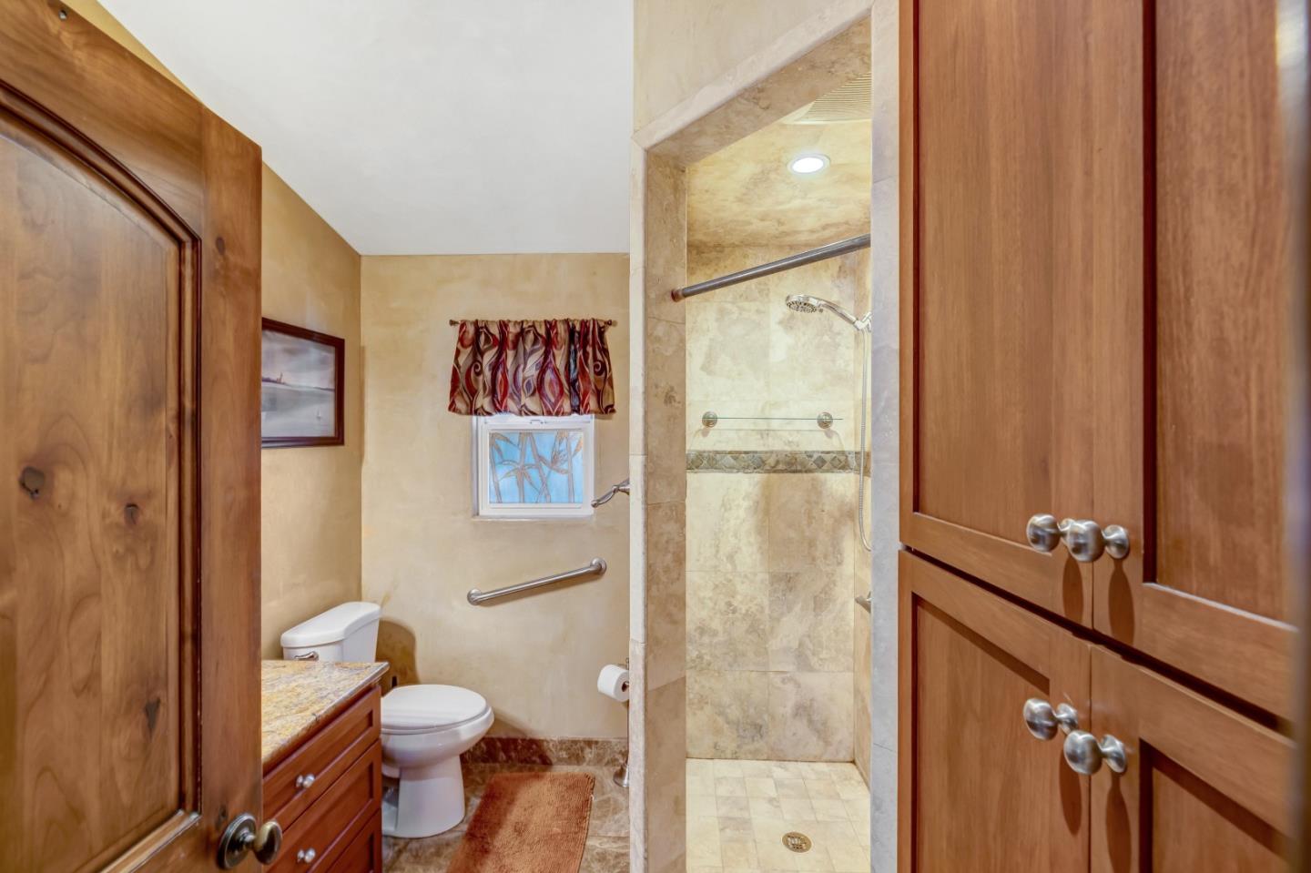 Detail Gallery Image 36 of 57 For 810 Altura Pl, Del Rey Oaks,  CA 93940 - 4 Beds | 2 Baths
