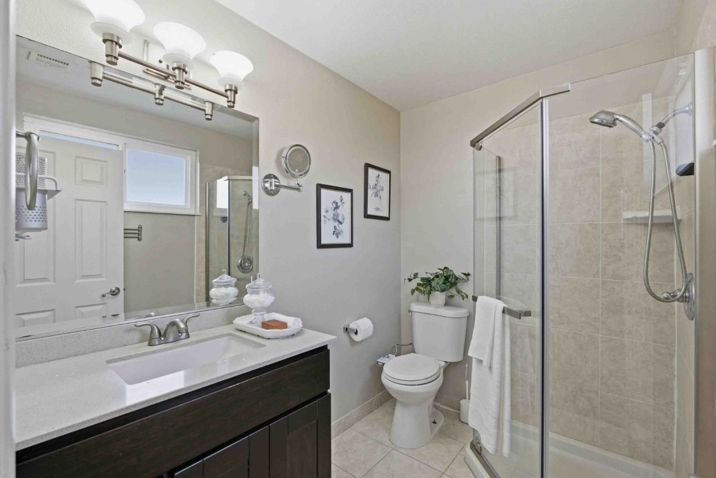 Detail Gallery Image 24 of 40 For 1702 Mount Rushmore Dr, San Jose,  CA 95127 - 3 Beds | 2/1 Baths