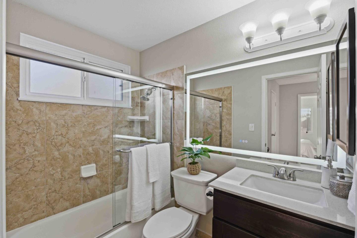 Detail Gallery Image 25 of 40 For 1702 Mount Rushmore Dr, San Jose,  CA 95127 - 3 Beds | 2/1 Baths