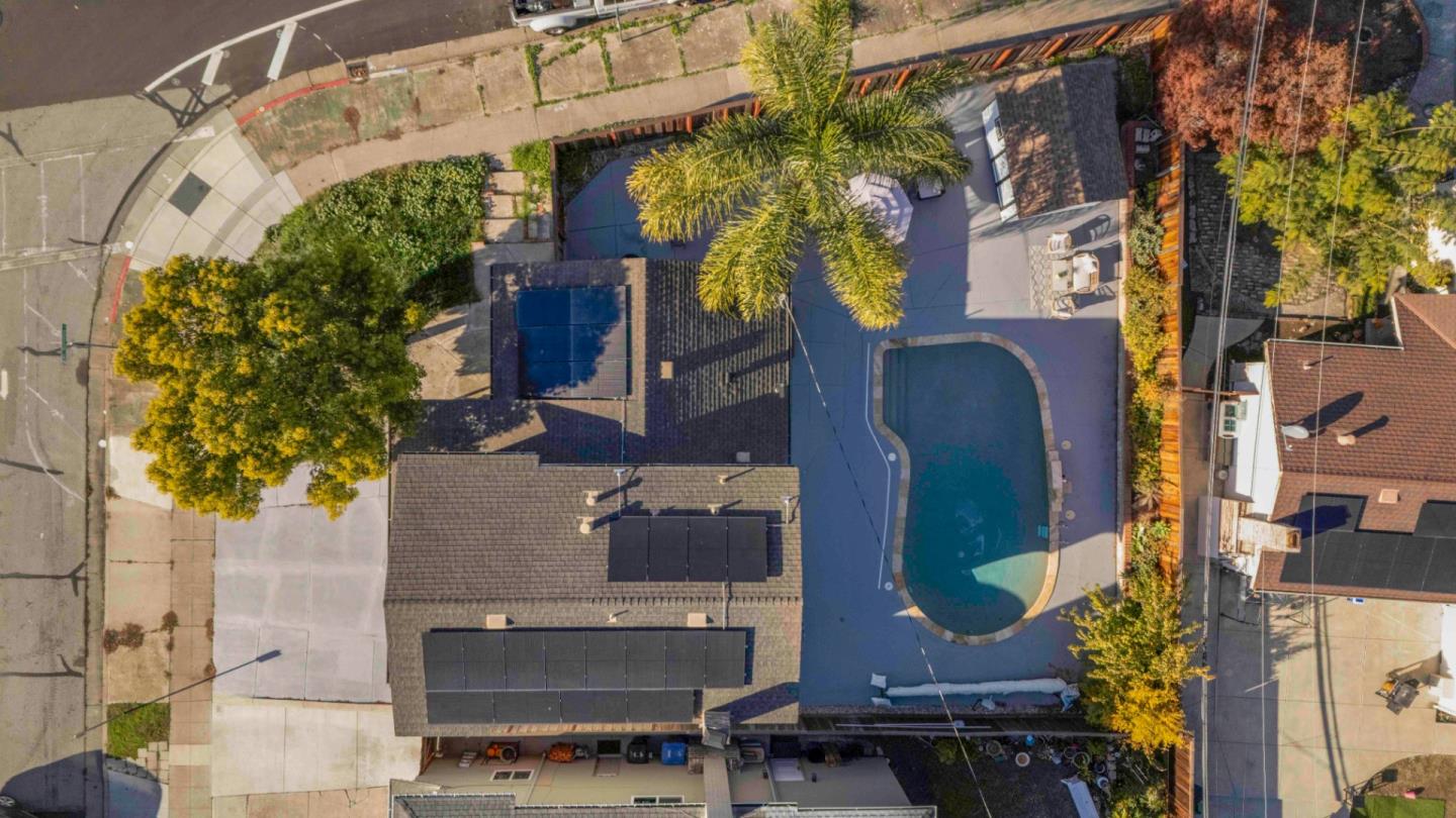 Detail Gallery Image 33 of 40 For 1702 Mount Rushmore Dr, San Jose,  CA 95127 - 3 Beds | 2/1 Baths