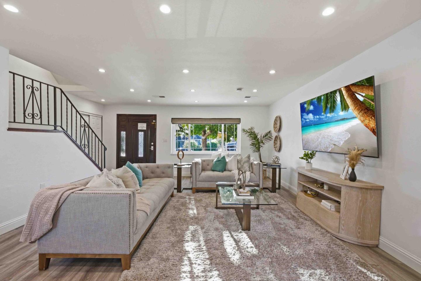 Detail Gallery Image 6 of 40 For 1702 Mount Rushmore Dr, San Jose,  CA 95127 - 3 Beds | 2/1 Baths