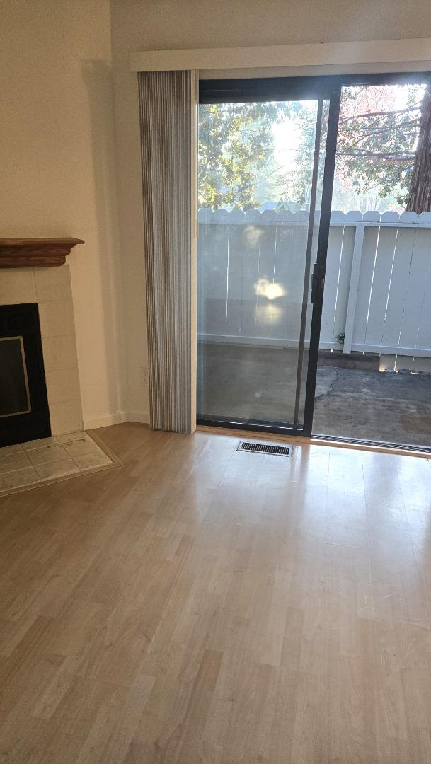 Detail Gallery Image 10 of 24 For 125 Mohave Cmn, Fremont,  CA 94539 - 2 Beds | 2 Baths